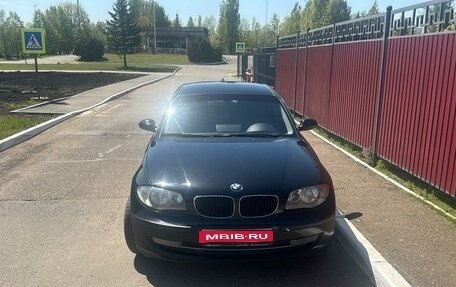 BMW 1 серия, 2008 год, 760 000 рублей, 1 фотография