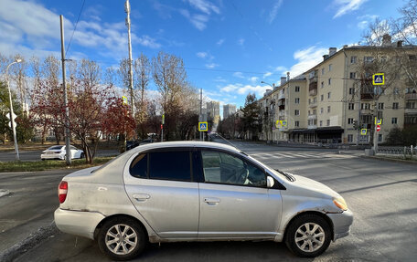 Toyota Platz, 2000 год, 200 000 рублей, 3 фотография