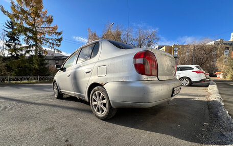 Toyota Platz, 2000 год, 200 000 рублей, 13 фотография