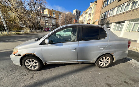 Toyota Platz, 2000 год, 200 000 рублей, 10 фотография