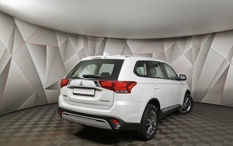 Mitsubishi Outlander III рестайлинг 3, 2019 год, 2 025 000 рублей, 2 фотография