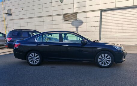 Honda Accord IX рестайлинг, 2013 год, 1 650 000 рублей, 4 фотография