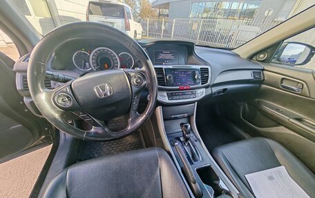 Honda Accord IX рестайлинг, 2013 год, 1 650 000 рублей, 8 фотография