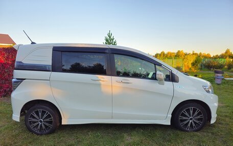 Honda Freed I, 2012 год, 1 250 000 рублей, 9 фотография