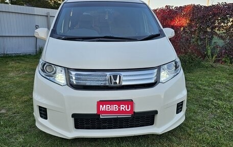 Honda Freed I, 2012 год, 1 250 000 рублей, 3 фотография