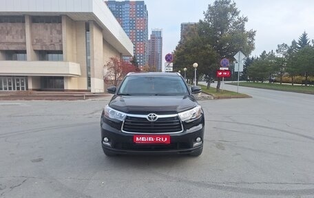 Toyota Highlander III, 2015 год, 3 900 000 рублей, 1 фотография