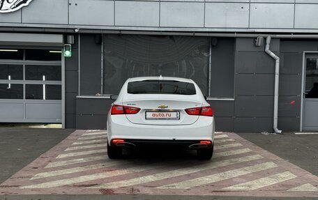 Chevrolet Malibu IX, 2017 год, 1 350 000 рублей, 3 фотография