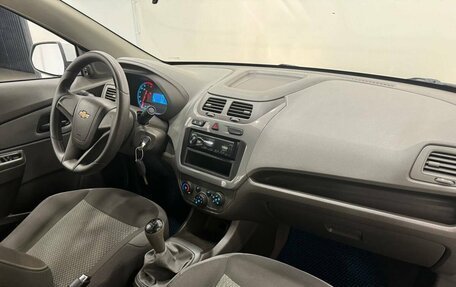 Chevrolet Cobalt II, 2014 год, 825 000 рублей, 13 фотография