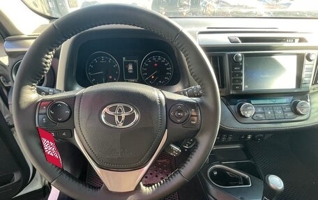 Toyota RAV4, 2017 год, 3 225 000 рублей, 15 фотография