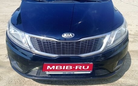 KIA Rio III рестайлинг, 2013 год, 580 000 рублей, 1 фотография