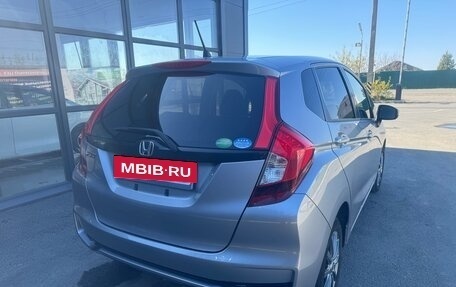 Honda Fit III, 2018 год, 1 230 000 рублей, 10 фотография