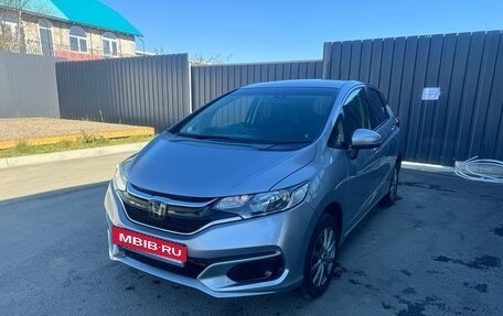 Honda Fit III, 2018 год, 1 230 000 рублей, 7 фотография