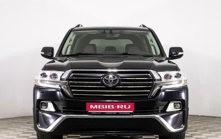 Toyota Land Cruiser 200, 2016 год, 6 459 000 рублей, 2 фотография