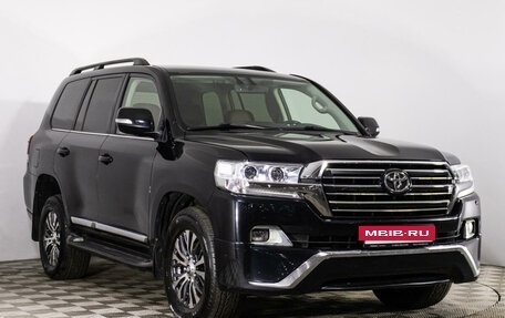 Toyota Land Cruiser 200, 2016 год, 6 459 000 рублей, 3 фотография