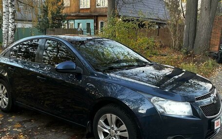 Chevrolet Cruze II, 2011 год, 920 000 рублей, 2 фотография