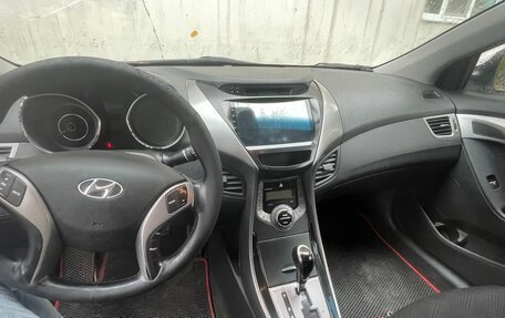 Hyundai Elantra V, 2013 год, 1 050 000 рублей, 5 фотография