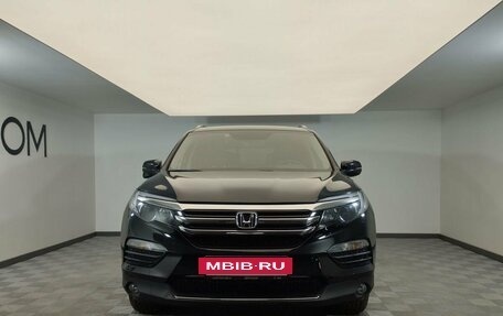 Honda Pilot III рестайлинг, 2018 год, 3 797 000 рублей, 2 фотография