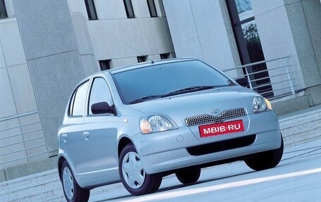 Toyota Yaris I рестайлинг, 1999 год, 290 000 рублей, 1 фотография