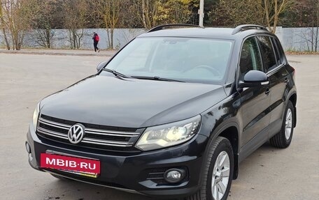 Volkswagen Tiguan I, 2013 год, 1 550 000 рублей, 2 фотография