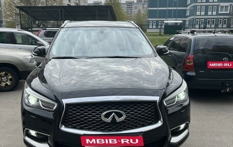 Infiniti QX60 I рестайлинг, 2017 год, 2 800 000 рублей, 7 фотография