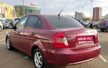 Hyundai Verna II, 2006 год, 441 000 рублей, 2 фотография