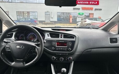 KIA cee'd III, 2012 год, 800 000 рублей, 24 фотография