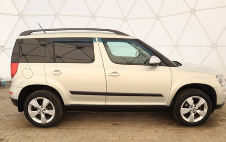 Skoda Yeti I рестайлинг, 2014 год, 1 420 000 рублей, 2 фотография