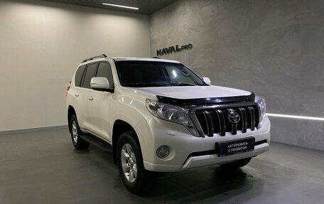 Toyota Land Cruiser Prado 150 рестайлинг 2, 2015 год, 3 899 000 рублей, 3 фотография