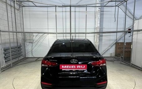 Hyundai Solaris II рестайлинг, 2018 год, 1 449 000 рублей, 6 фотография