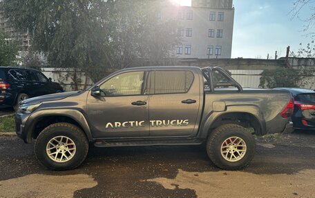 Toyota Hilux VIII, 2015 год, 5 300 000 рублей, 3 фотография