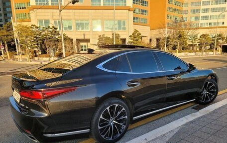 Lexus LS IV, 2021 год, 6 000 000 рублей, 15 фотография