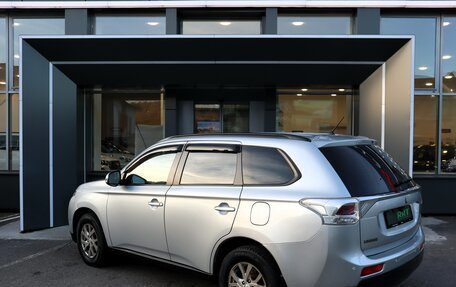 Mitsubishi Outlander III рестайлинг 3, 2013 год, 1 539 000 рублей, 4 фотография