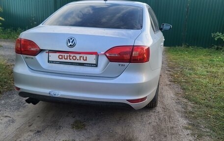 Volkswagen Jetta VI, 2012 год, 1 100 000 рублей, 13 фотография