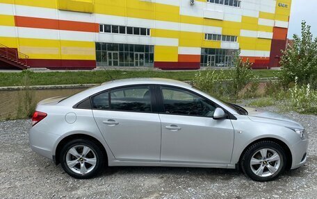 Chevrolet Cruze II, 2012 год, 850 000 рублей, 2 фотография