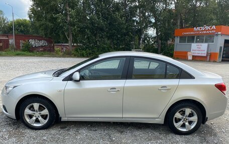 Chevrolet Cruze II, 2012 год, 850 000 рублей, 3 фотография