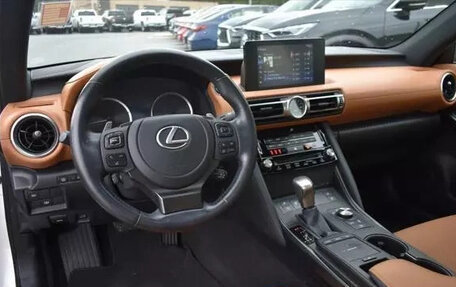 Lexus IS III, 2021 год, 3 300 500 рублей, 5 фотография