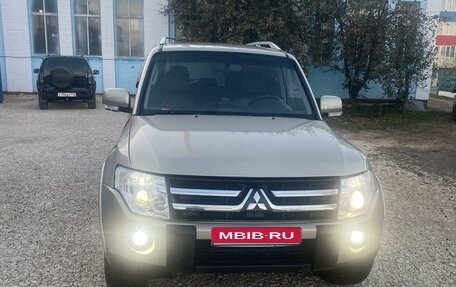 Mitsubishi Pajero IV, 2007 год, 1 600 000 рублей, 1 фотография