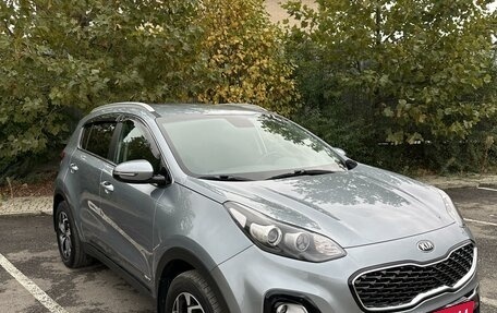 KIA Sportage IV рестайлинг, 2018 год, 2 290 000 рублей, 2 фотография