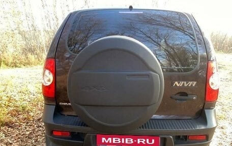 Chevrolet Niva I рестайлинг, 2012 год, 695 000 рублей, 8 фотография