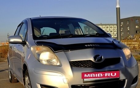 Toyota Vitz, 2009 год, 910 000 рублей, 7 фотография