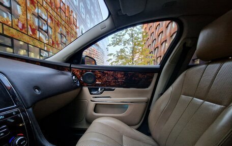 Jaguar XJ IV (X351), 2010 год, 2 150 000 рублей, 9 фотография