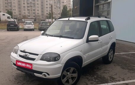 Chevrolet Niva I рестайлинг, 2016 год, 870 000 рублей, 1 фотография