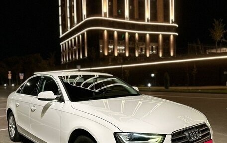 Audi A4, 2012 год, 1 590 000 рублей, 1 фотография