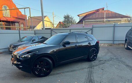 Infiniti QX70, 2014 год, 2 500 000 рублей, 2 фотография