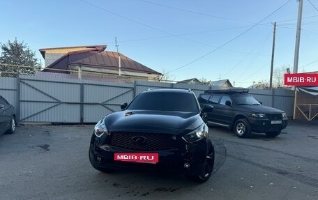 Infiniti QX70, 2014 год, 2 500 000 рублей, 3 фотография