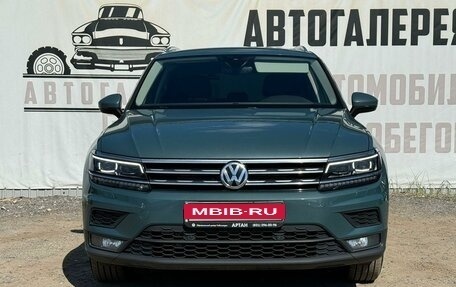 Volkswagen Tiguan II, 2019 год, 2 850 000 рублей, 2 фотография