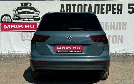 Volkswagen Tiguan II, 2019 год, 2 850 000 рублей, 5 фотография