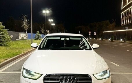 Audi A4, 2012 год, 1 590 000 рублей, 3 фотография