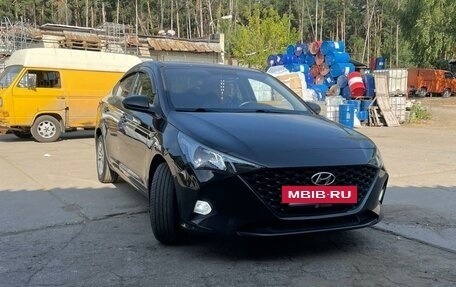 Hyundai Solaris II рестайлинг, 2021 год, 1 850 000 рублей, 2 фотография