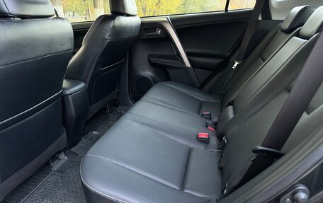 Toyota RAV4, 2013 год, 2 573 000 рублей, 18 фотография